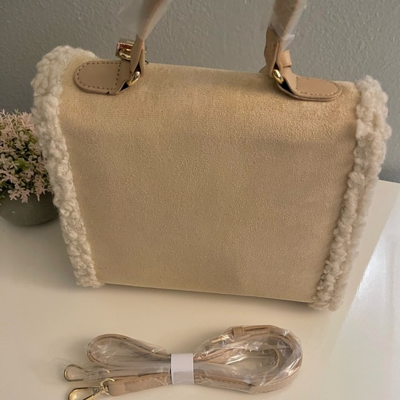 Badgley Mischka Vegan Leather Beige Handbag - Picture 2 of 7